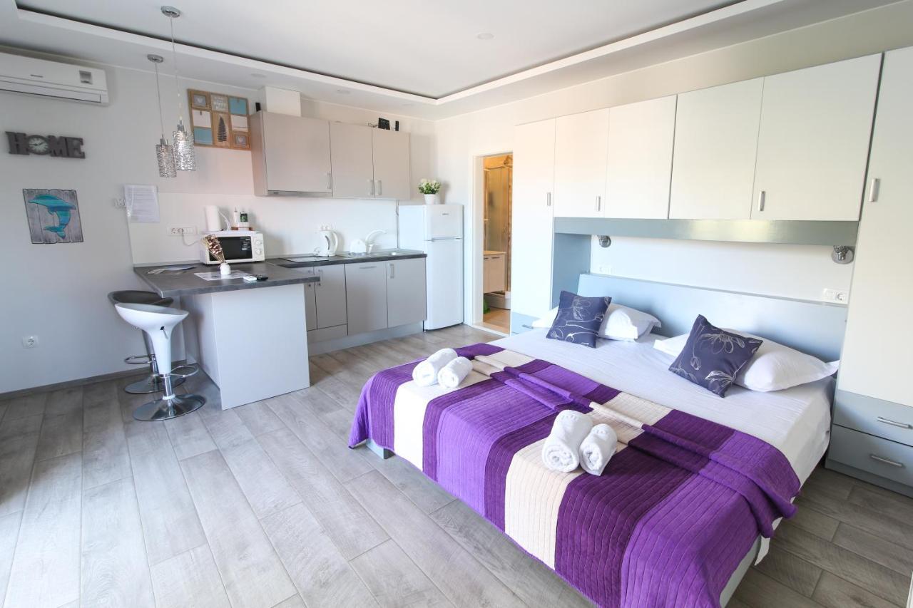 Apartments Viola Tučepi Exteriör bild