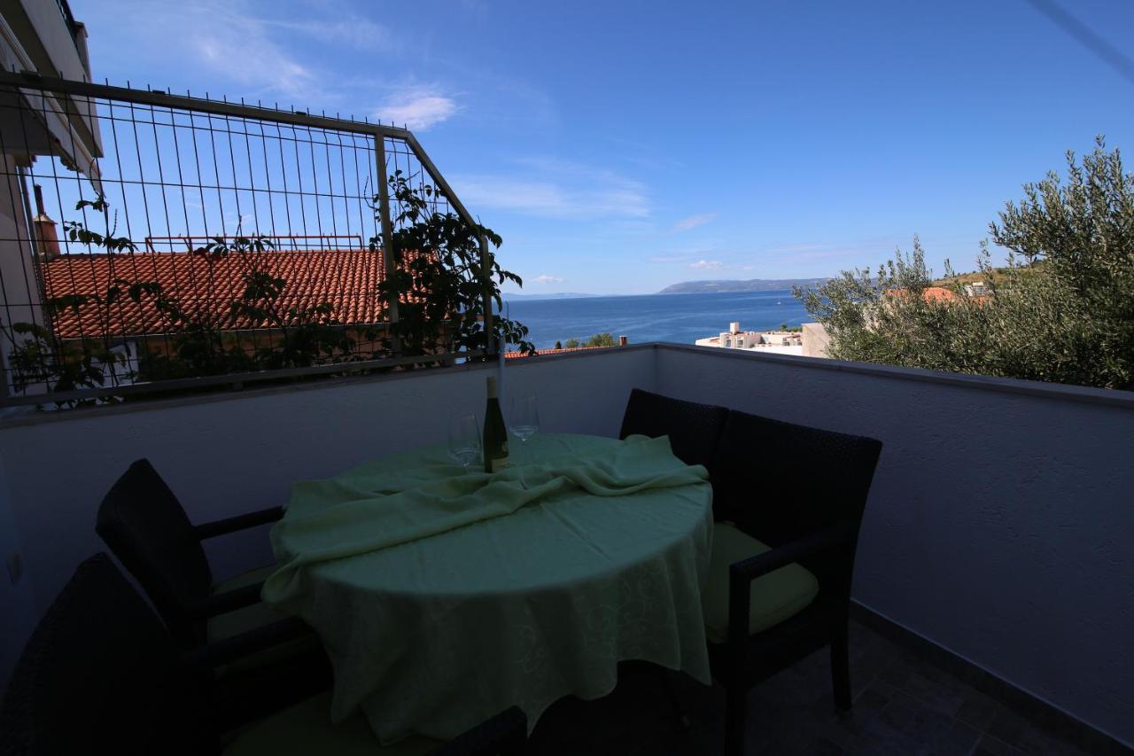 Apartments Viola Tučepi Exteriör bild