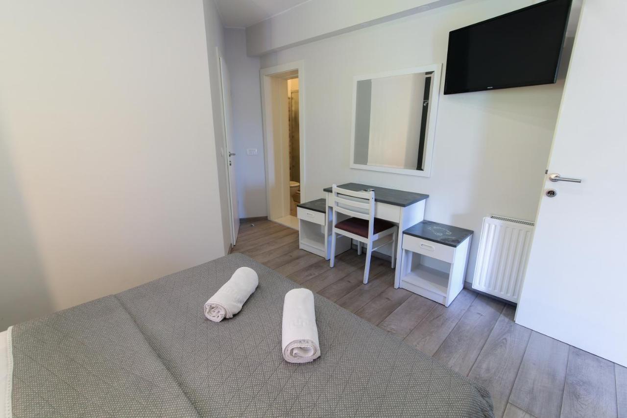 Apartments Viola Tučepi Exteriör bild